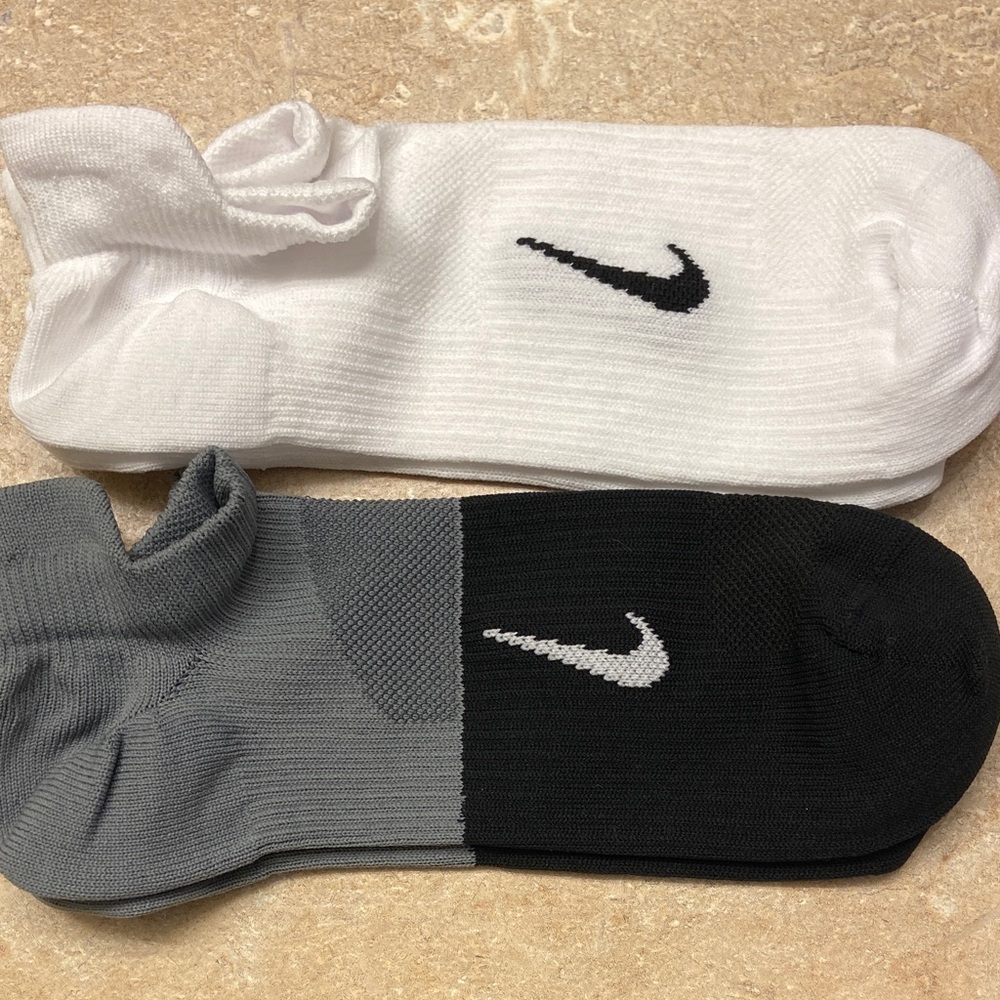 Nike no- show socks. New never worn. 2 pair